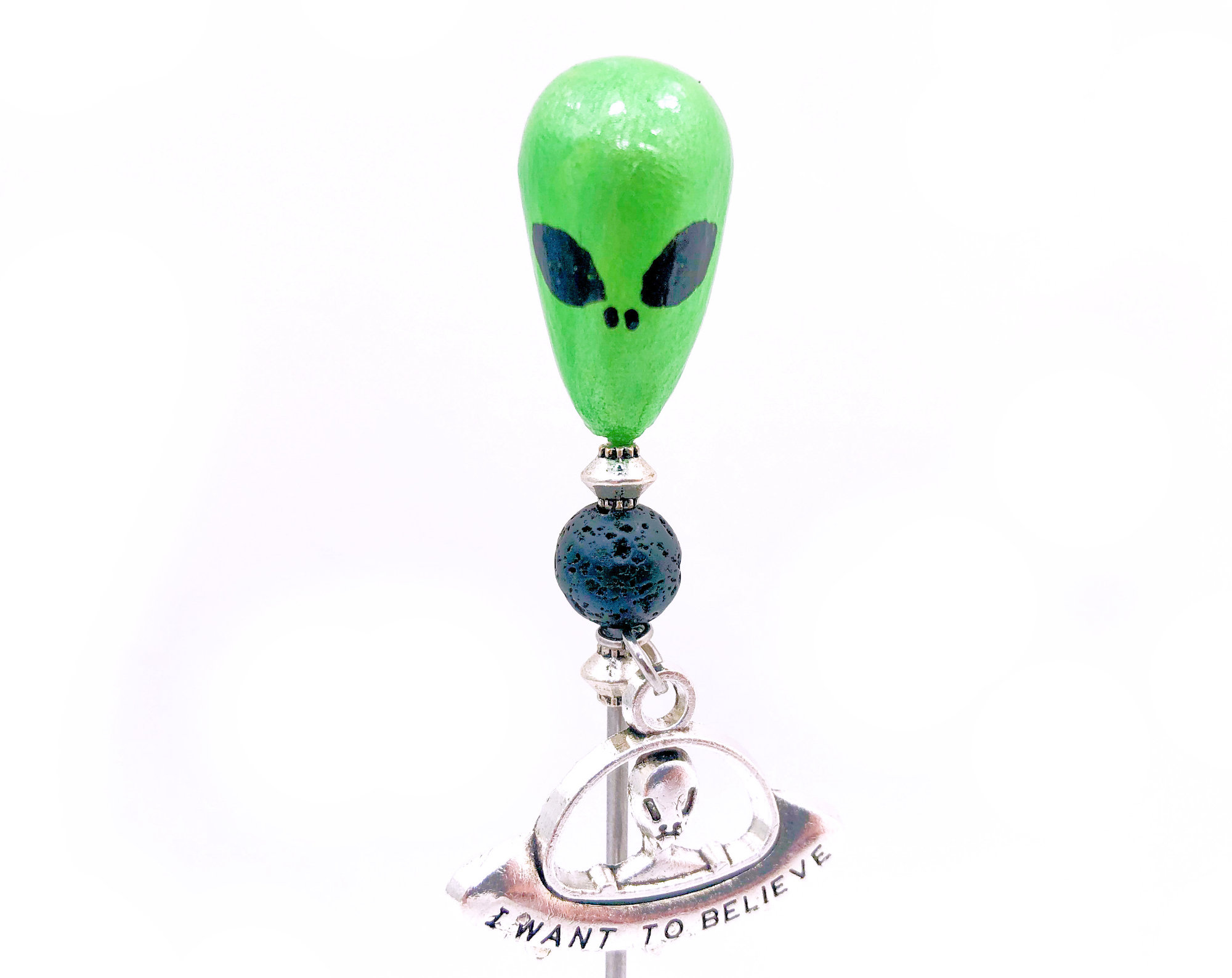 Alien Ceramic Pipe Poker